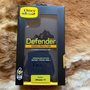 Otterbox Defender rugged protection iPhone 11 phone case